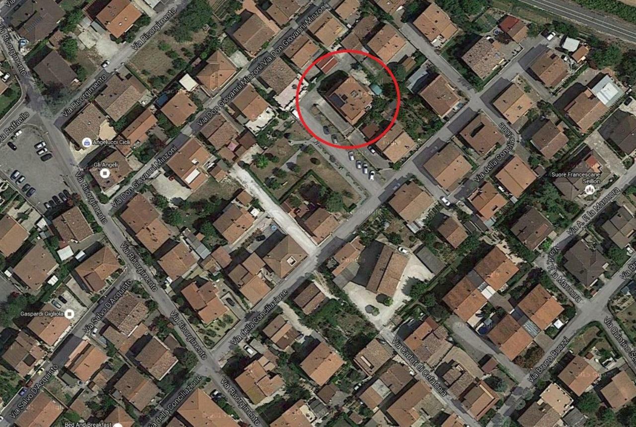 אסיסי House Degli Angeli Rooms מראה חיצוני תמונה
