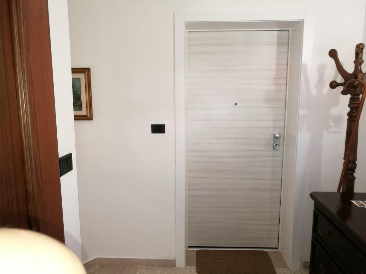 אסיסי House Degli Angeli Rooms מראה חיצוני תמונה